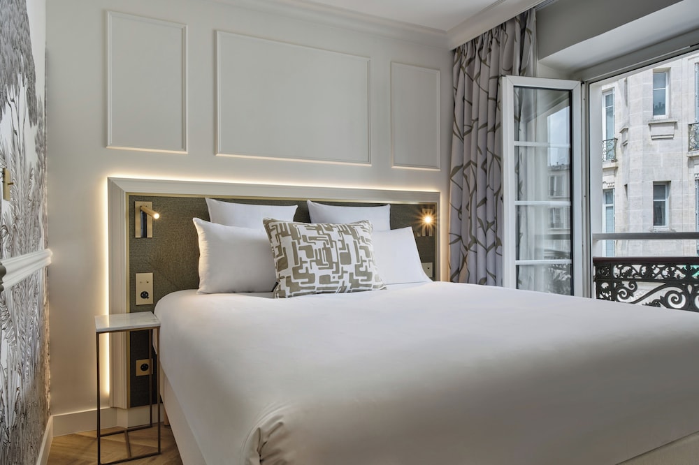 Posy Hotel by HappyCulture 35/84