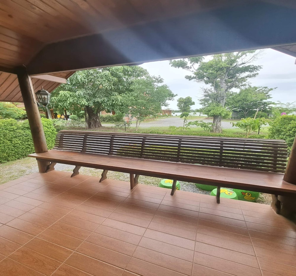 Metathsana Resort 23/27
