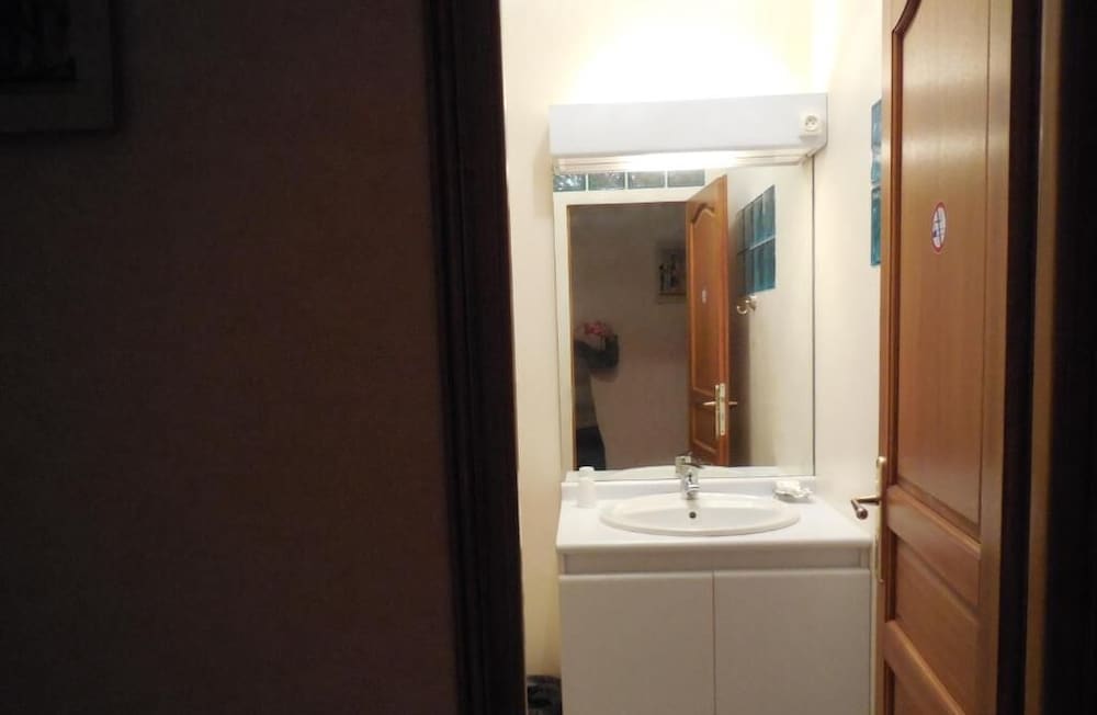 Hotel Le Petit Chateau 36/39