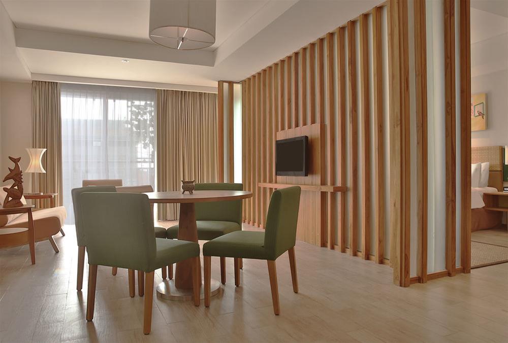 Diamond Hotel Kuta Bali (Ex Holiday Inn Express Bali Raya Kuta) 45/50