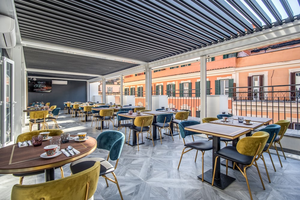 CC Palace Hotel 43/58