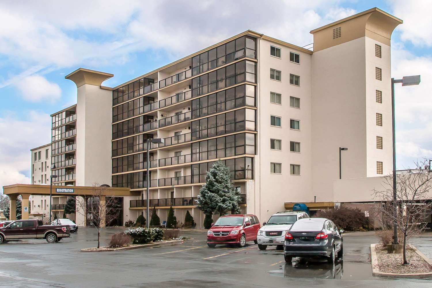Best Western Rochelle Inn & Suites near DeKalb 27/33