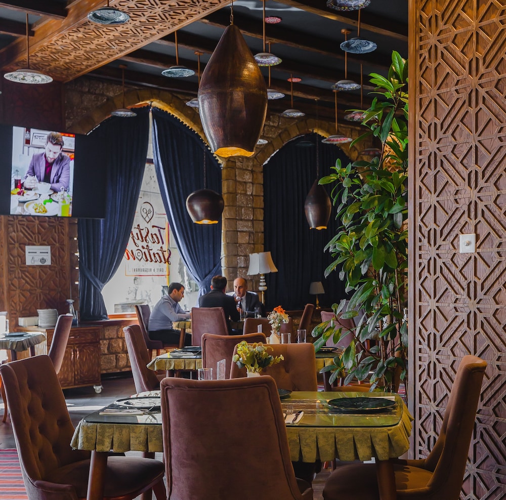 Maajid Hotel 34/50