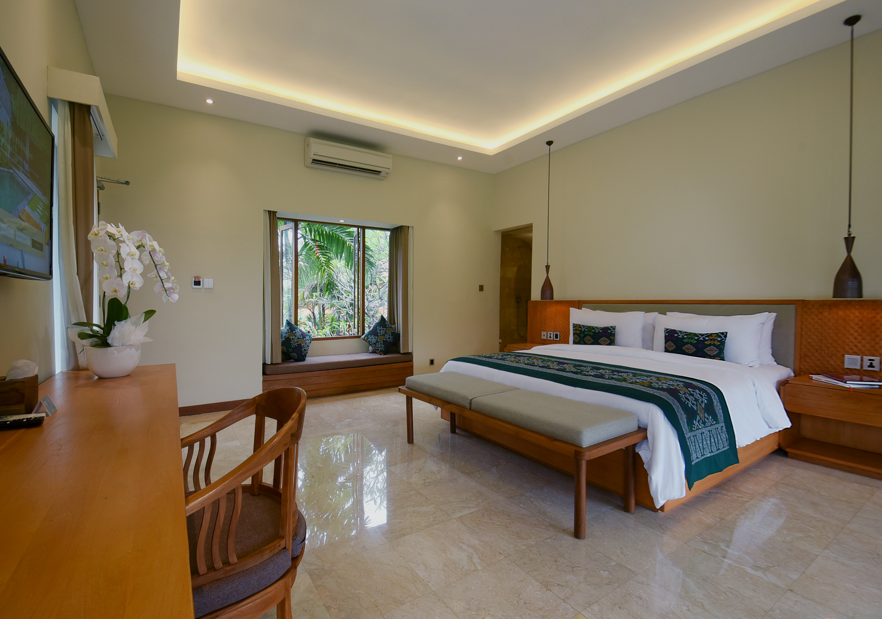 2 Bedrooms, Private Pool
