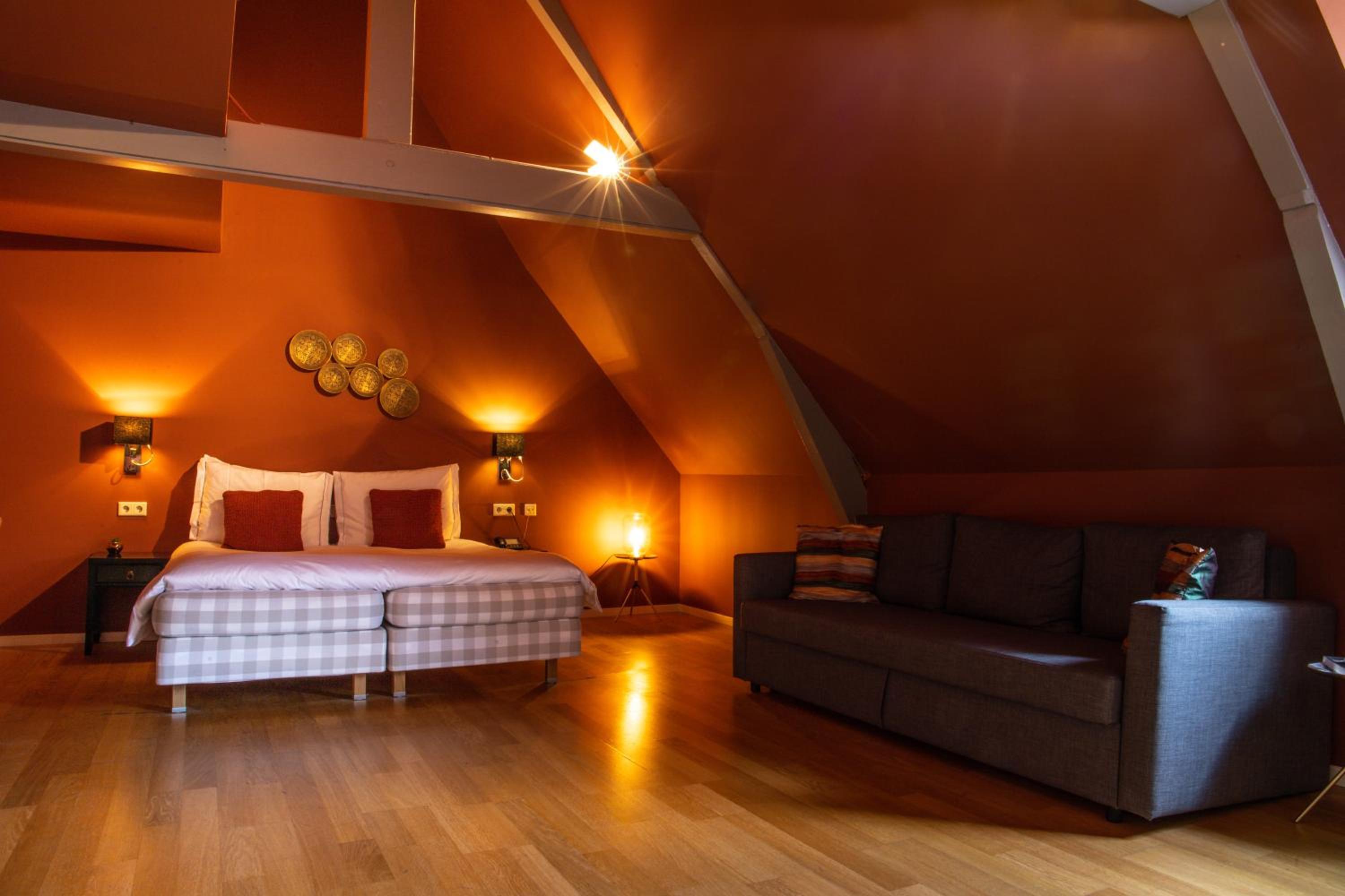 Hotel ML 10/50