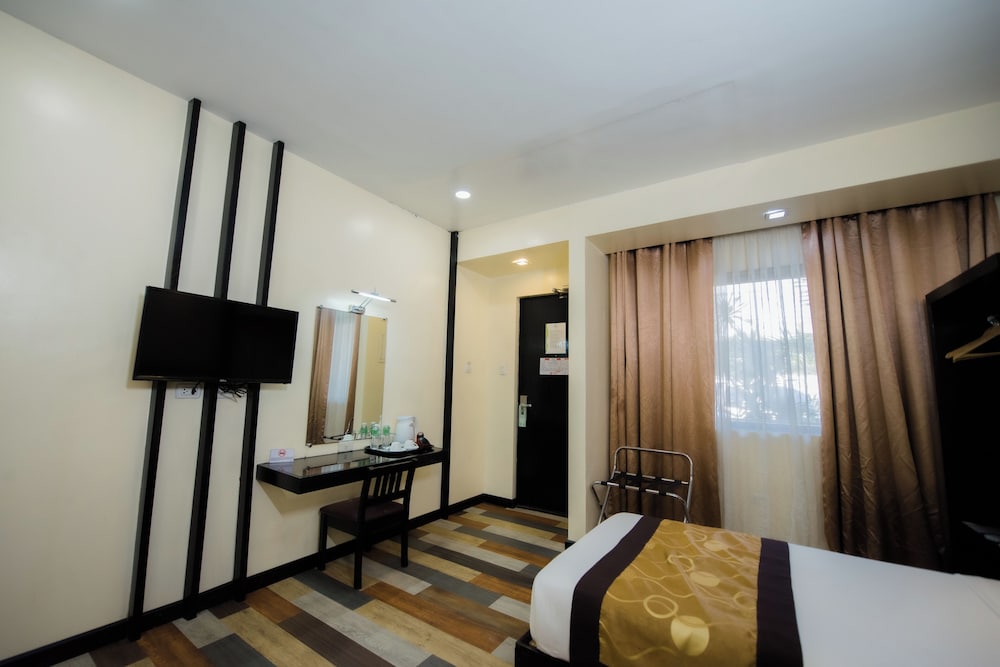 Sun City Suites 25/58