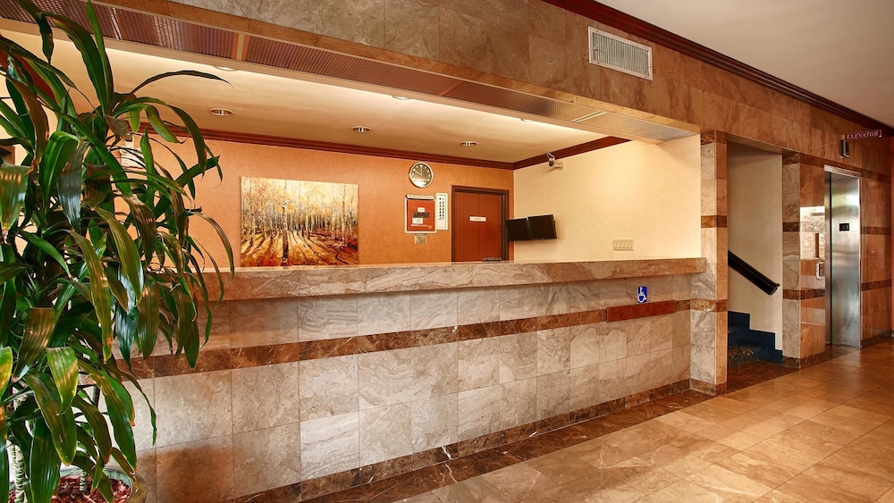 Best Western Los Angeles Worldport Hotel 9/32