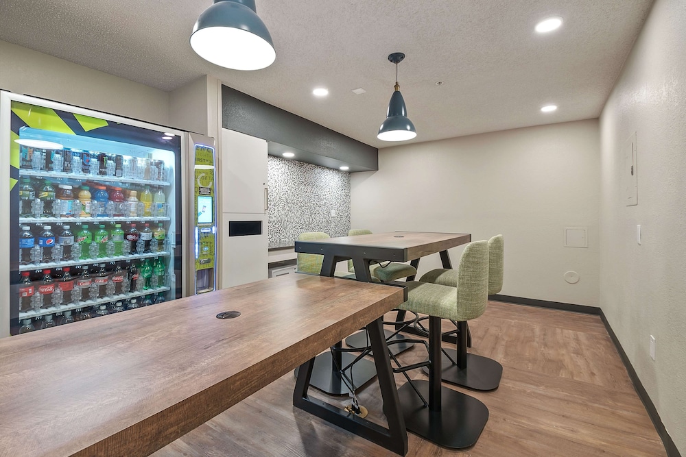 Extended Stay America - Miami - Airport - Blue Lagoon 29/43