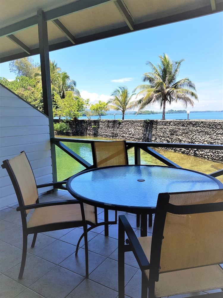 Madang Resort Hotel 32/50