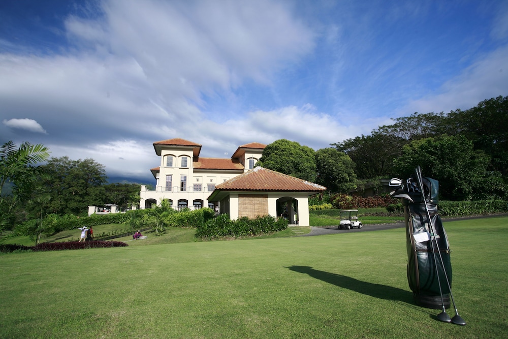 Finna Golf & Country Club Resort 24/30