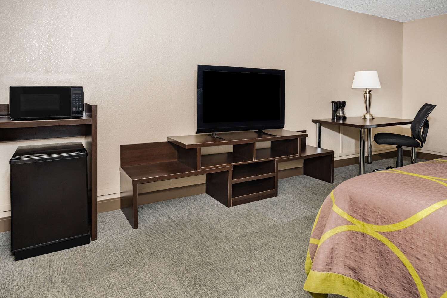 Super 8 By Wyndham Mount Laurel 29/39