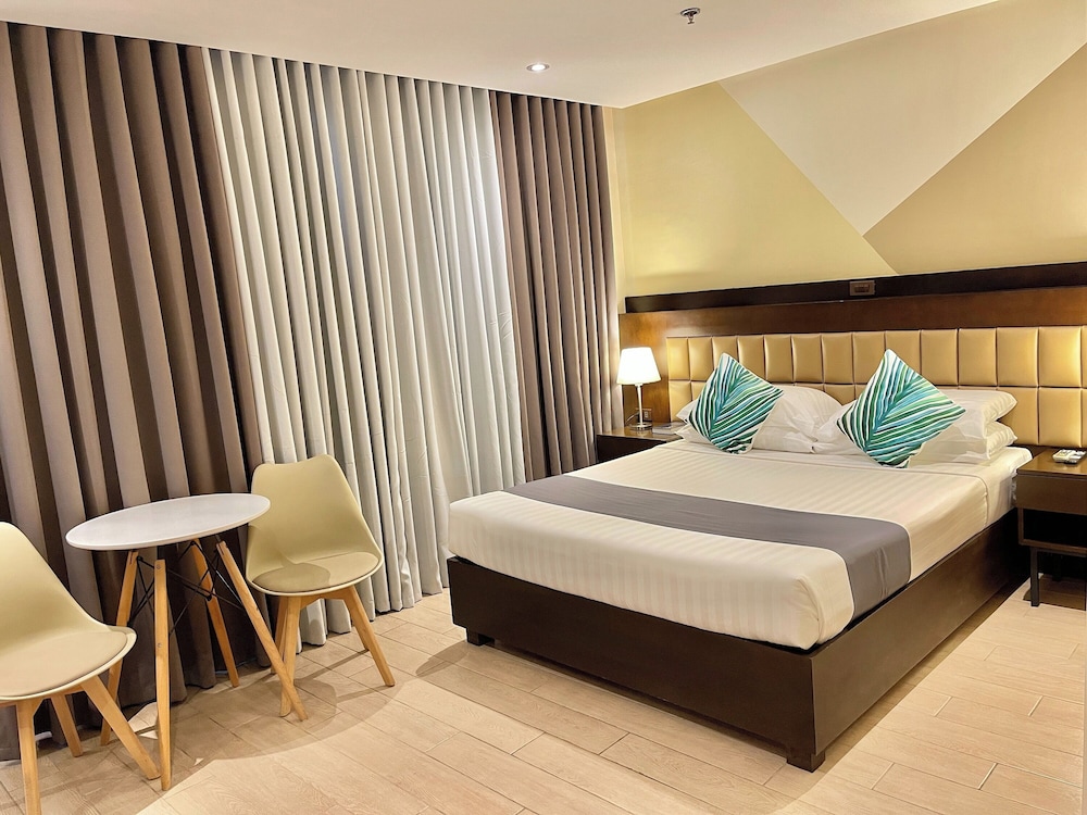 Vip, Queen Bed