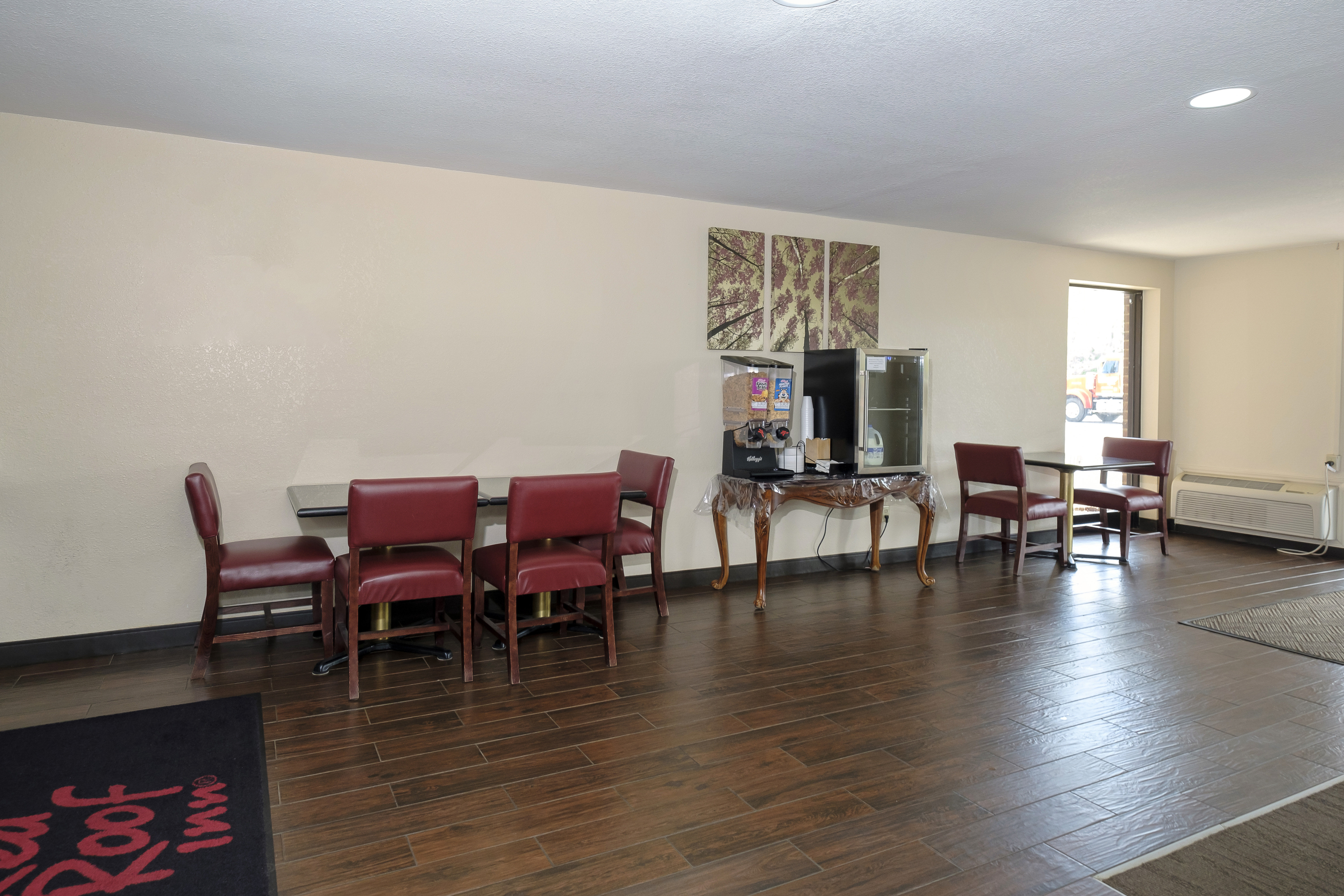 Red Roof Inn Hillsville 41/53