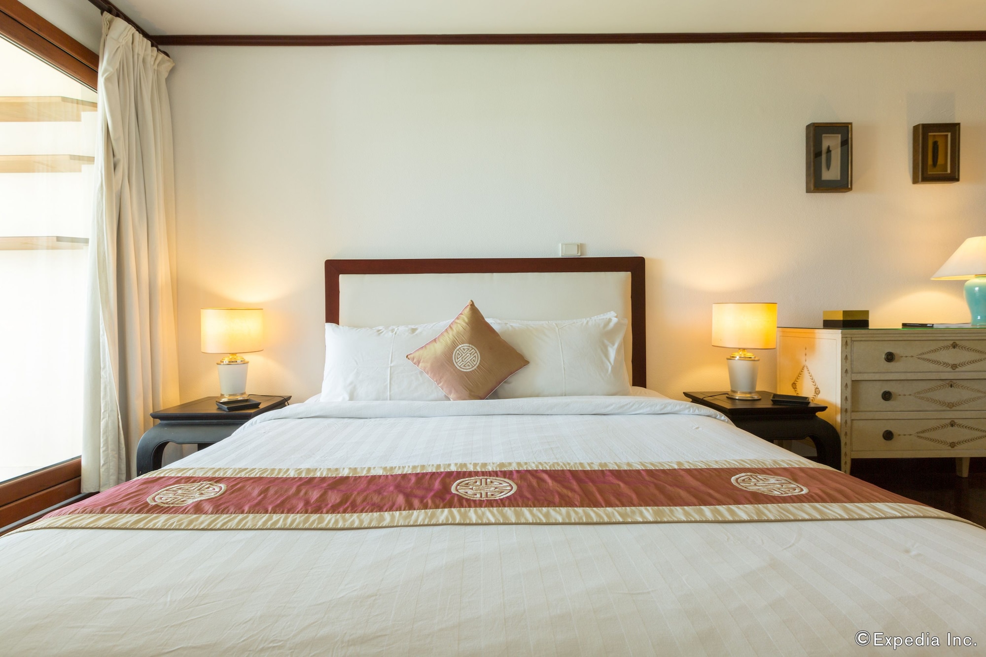 4 Bedrooms, Suite, 1 Single and 3 Double Beds، Saigon Domaine Luxury Residences 6/10