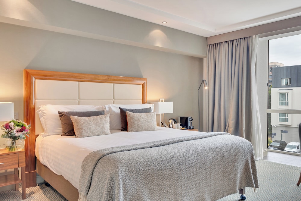 CLASSIC, KING BED