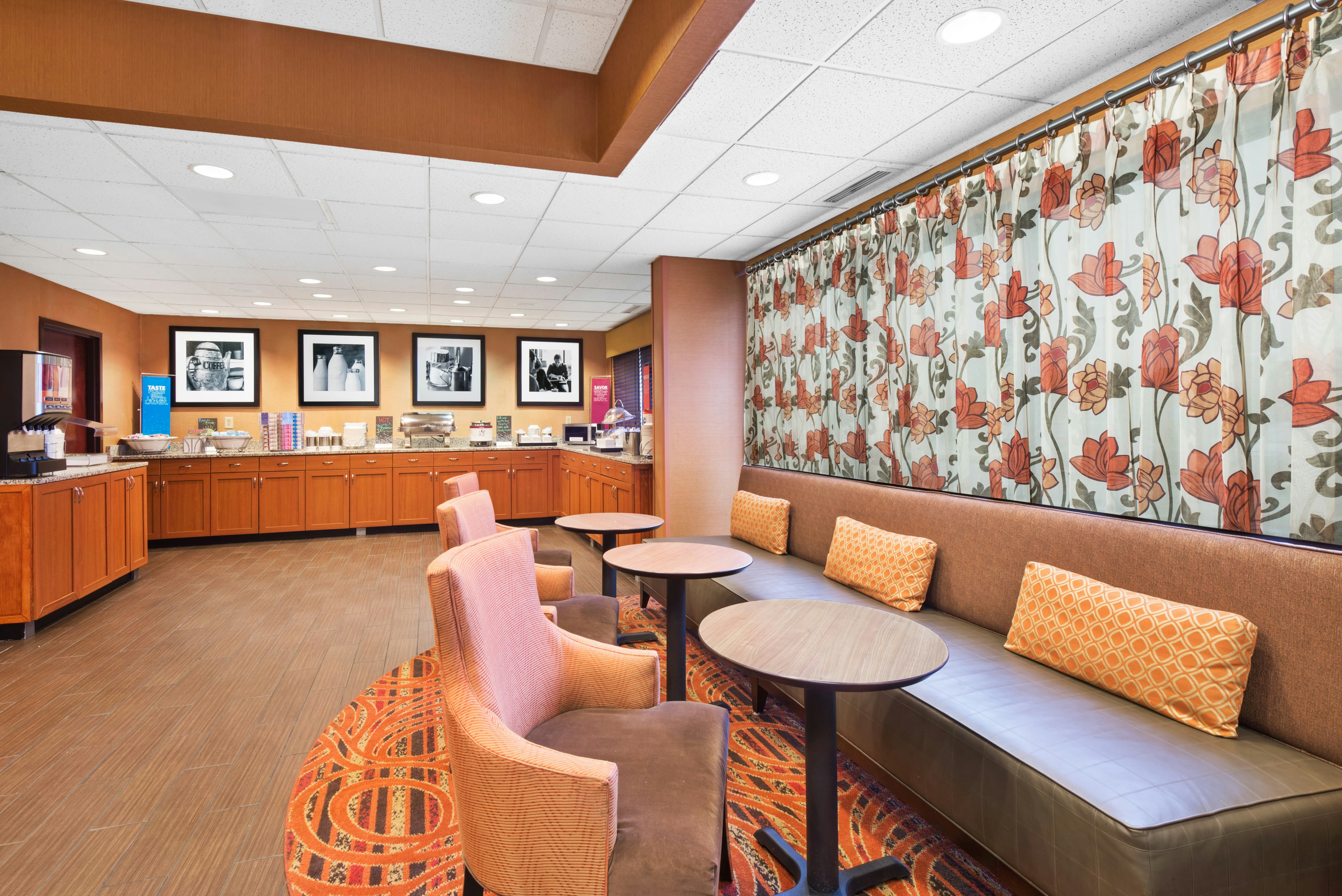 Hampton Inn Winfield/Teays Valley 27/43