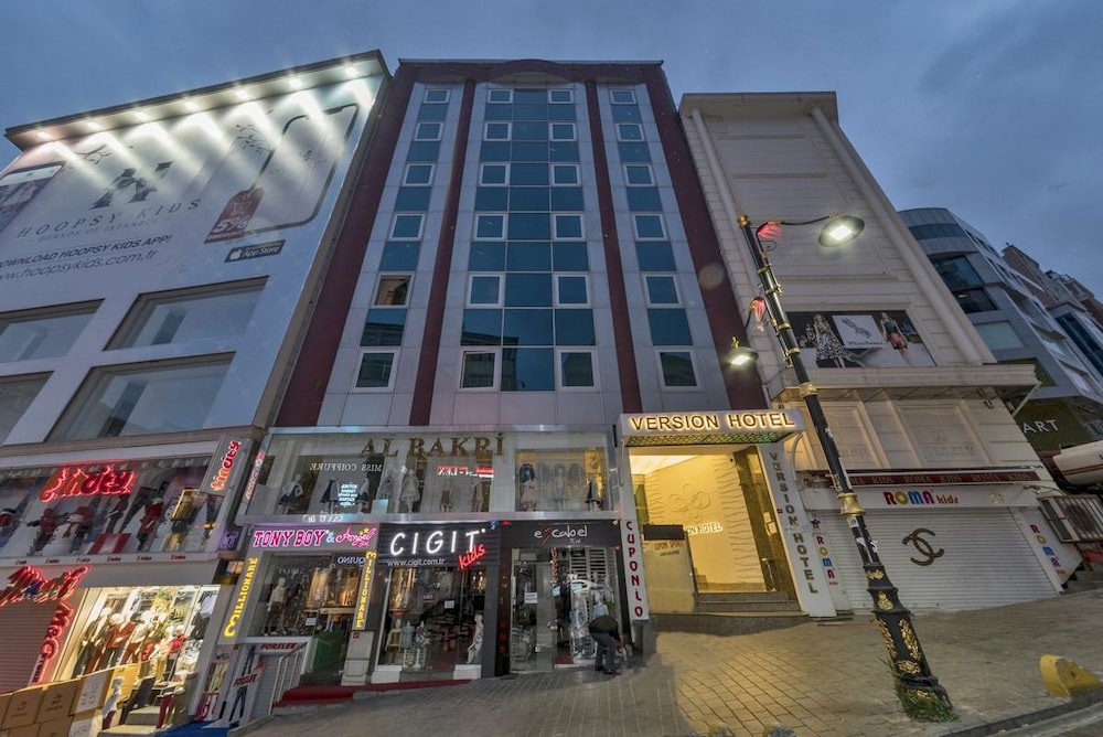 Version Hotel 3/54