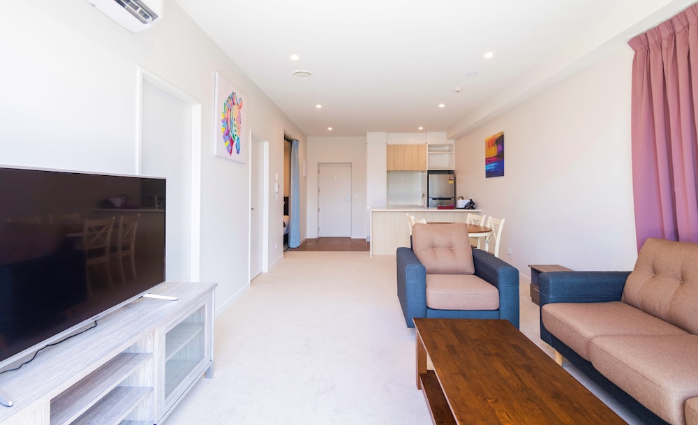 The Edgerley Suites 7/37
