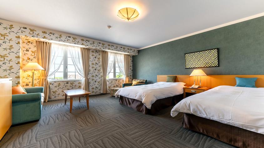 Season, Twin Beds