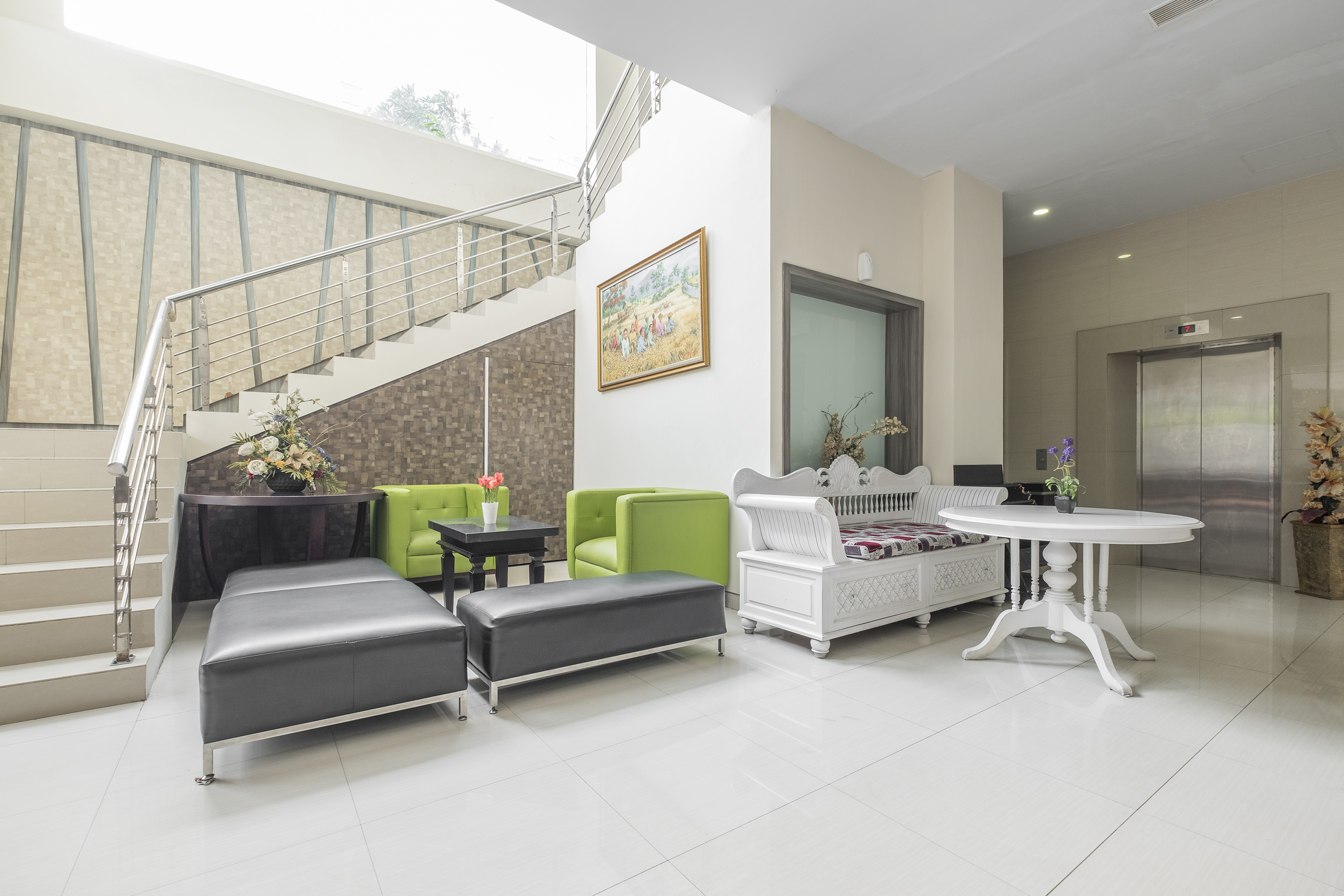 Lynt Hotel Makassar 3/31