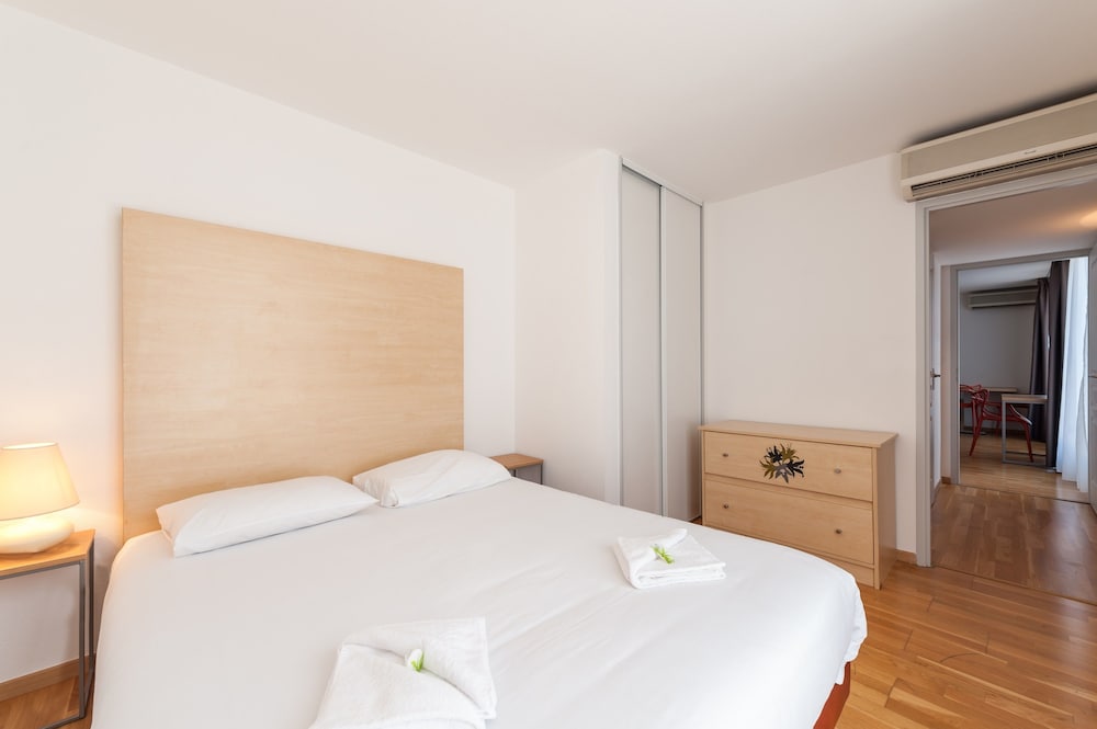 Residhotel Vieux Port 14/50