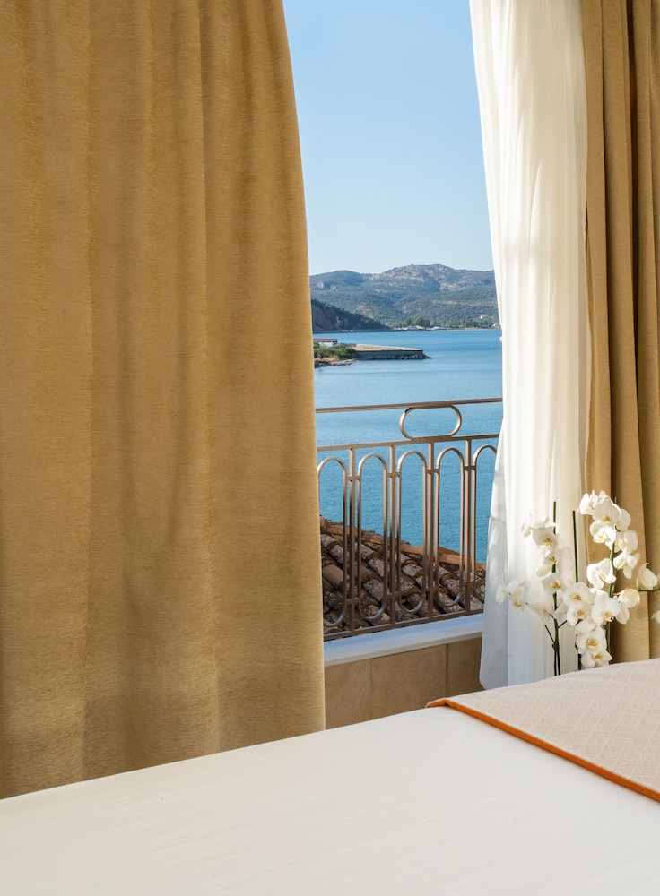 PANTHEON HOTEL 15/50