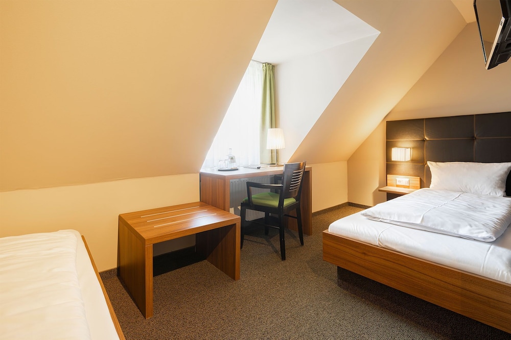 RiKu Hotel Memmingen Hallhof 13/50