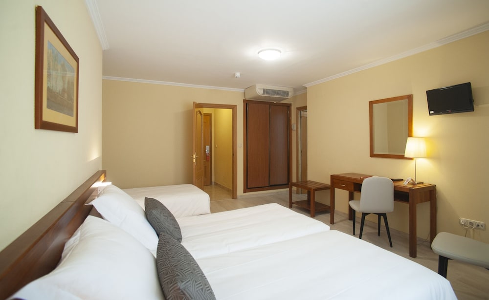 San Lorenzo Hotel 11/48