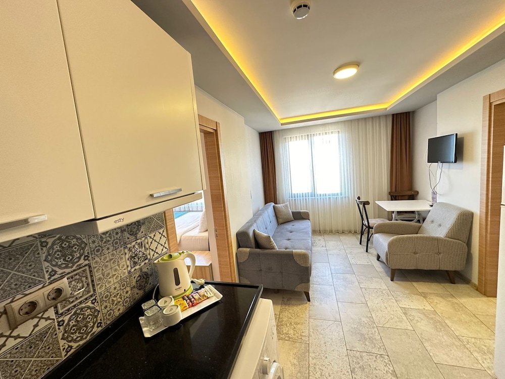 Trabzon Gloria Suite Hotel 37/38