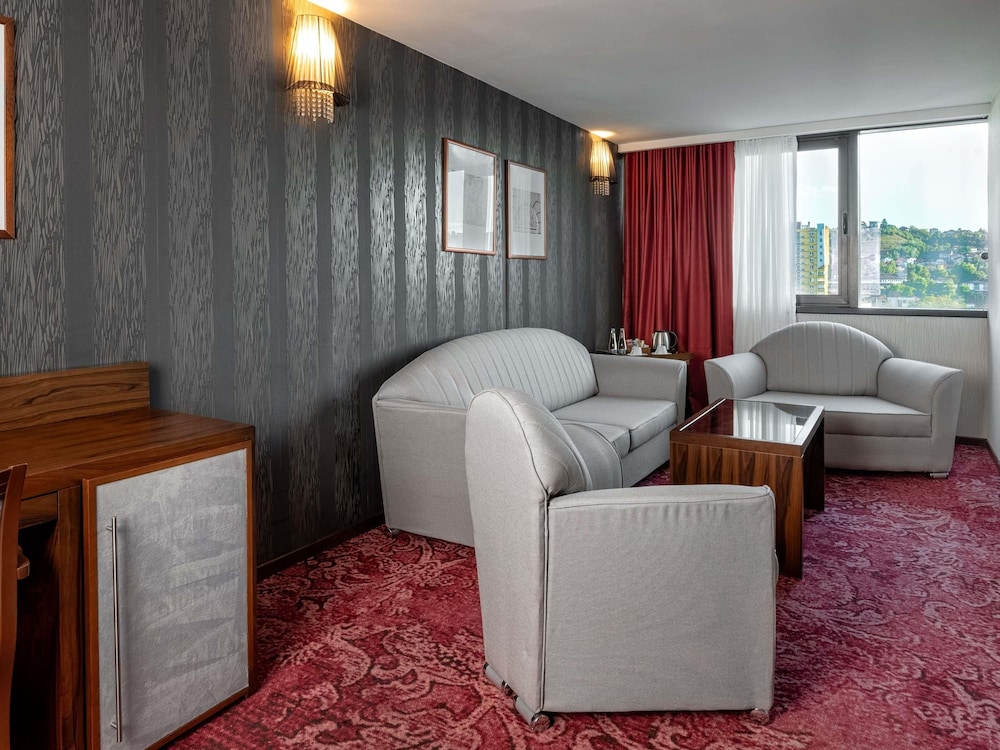 Movenpick Hotel Sarajevo 61/77