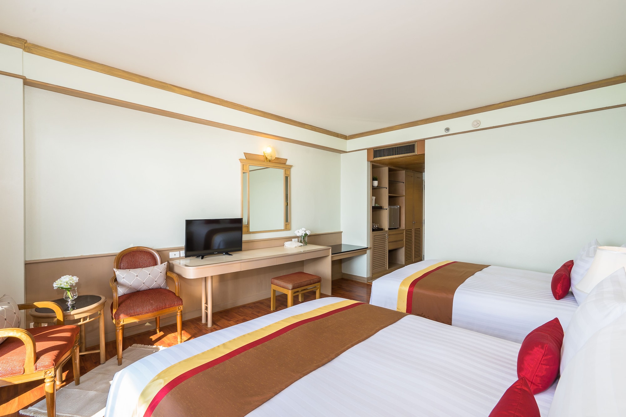 غرفة سوبيريور عائلية بسريرين كوين بإطلالة على البحر، COSY BEACH HOTEL 6/10