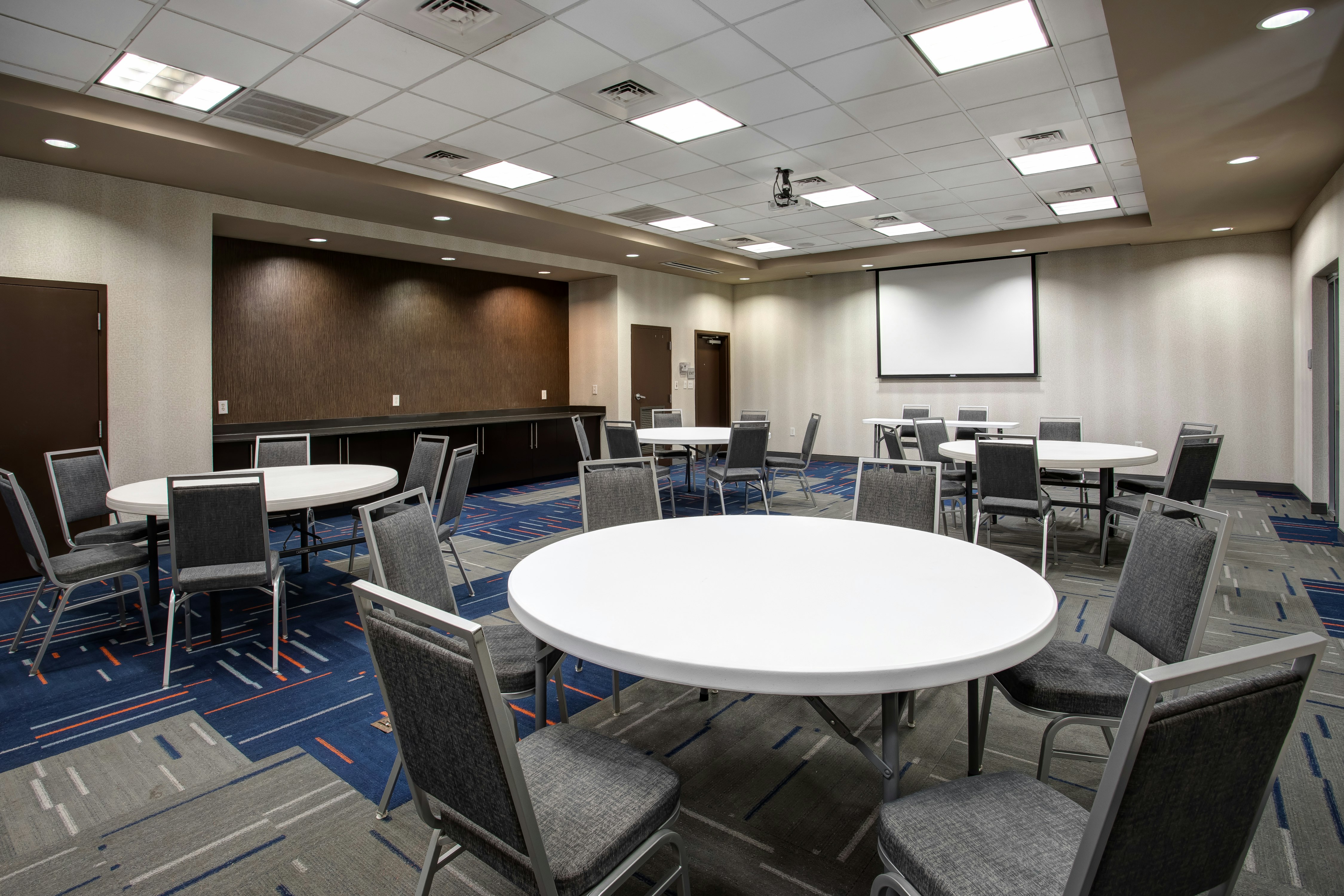 Hampton Inn And Suites Columbia Southeast Ft Jackson 40/47
