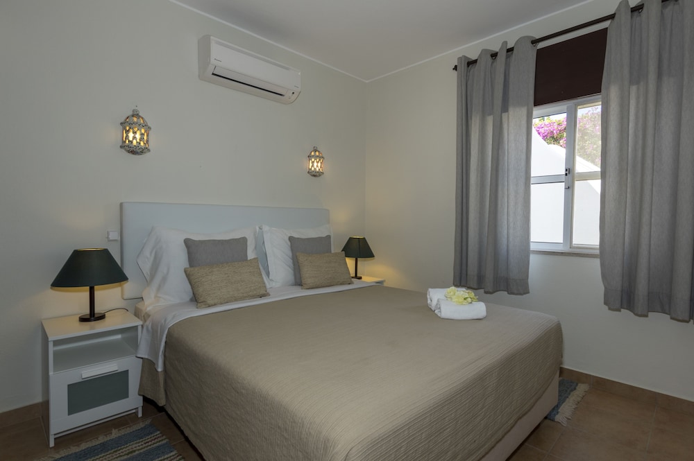 Rocha Brava Village Resort 22/77