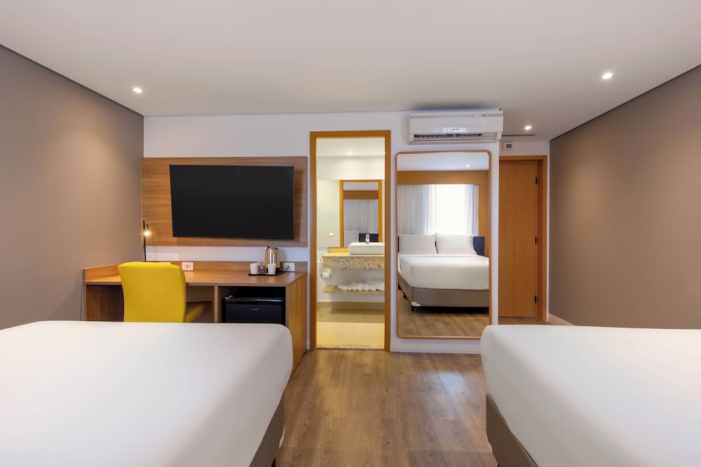 غرفة قياسية بسريرين مزدوجين، Holiday Inn Sao Paulo Parque Anhembi 3/10
