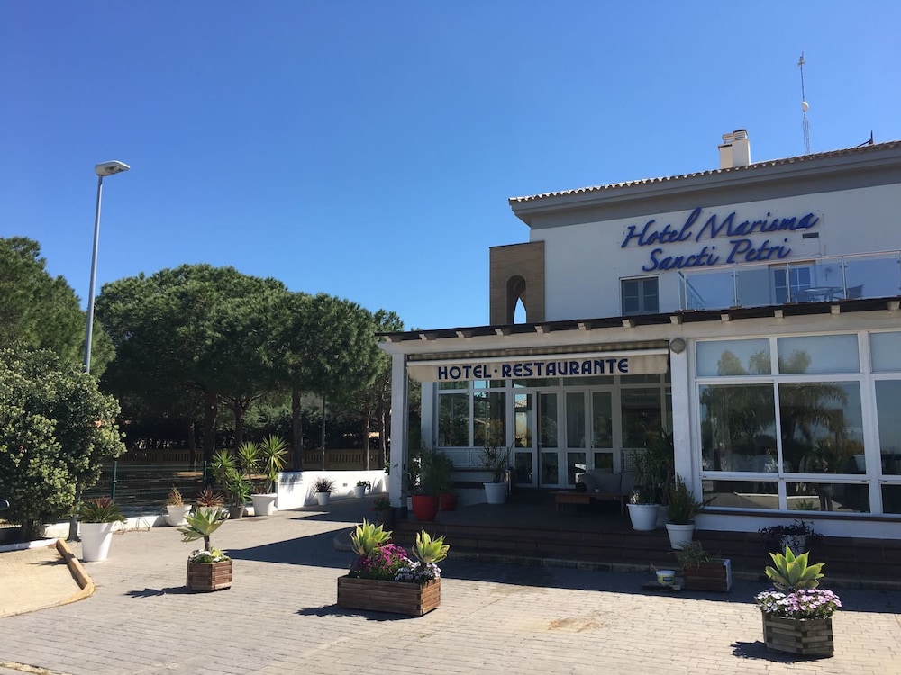 Hotel Marisma Sancti Petri 4/38