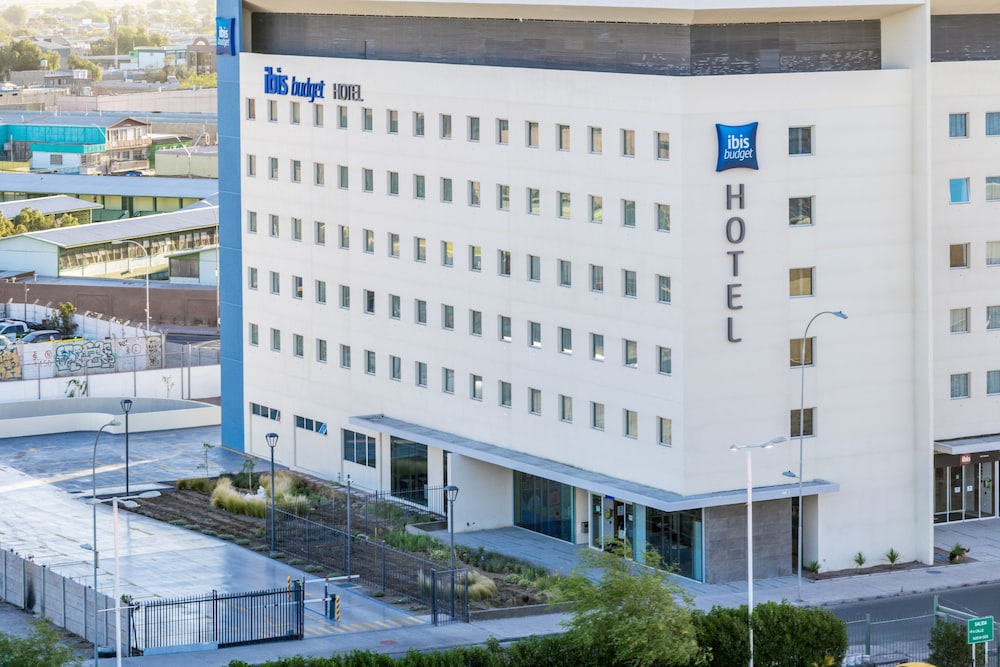 ibis Budget Calama 4/44