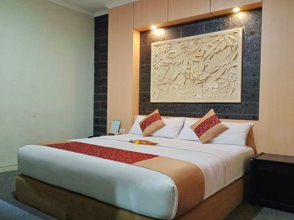 Nugraha Lovina Seaview Resort & Spa 8/69
