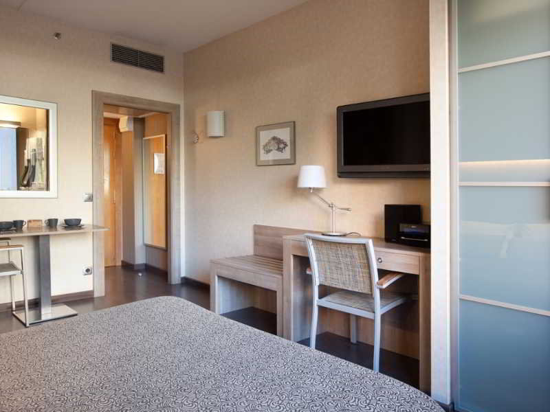 Silver Aparthotel 15/48