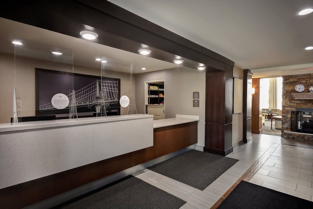 Staybridge Suites Holland 5/64