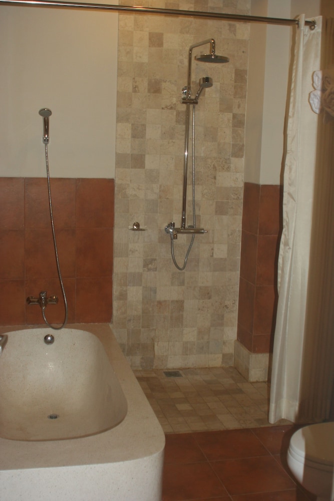 Jukung Guest House 34/36