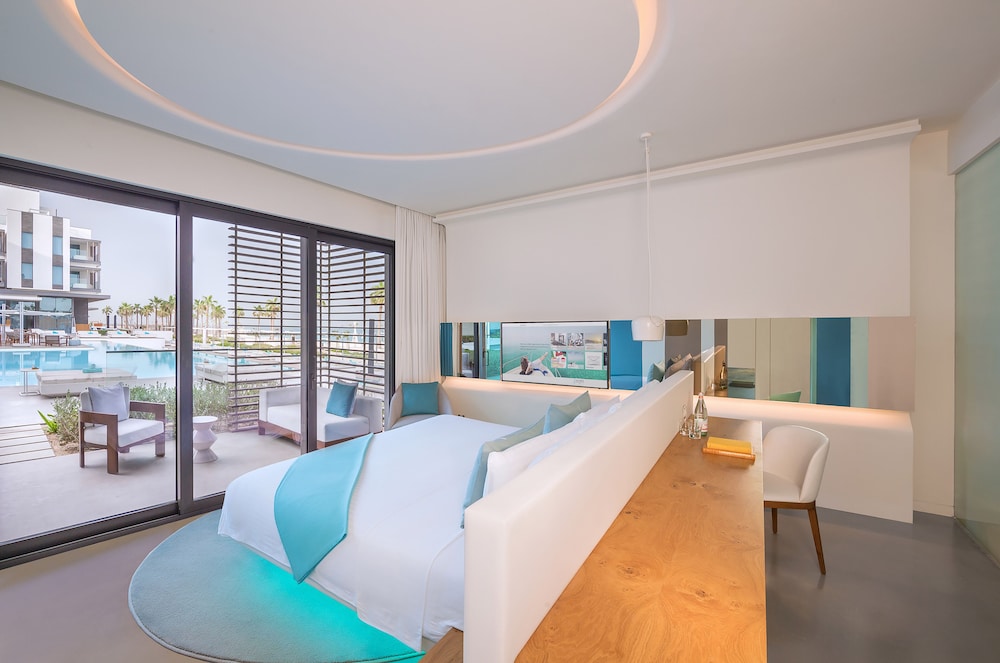 Nikki Beach Resort and Spa Dubai 38/81