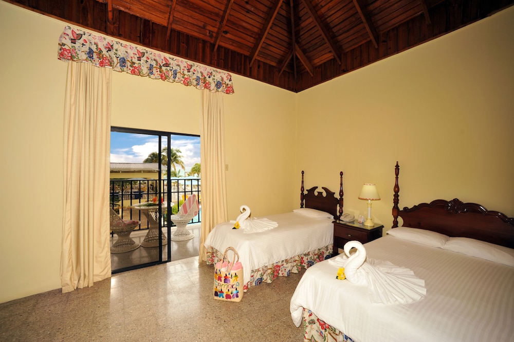Rooms On The Beach Negril 5/26