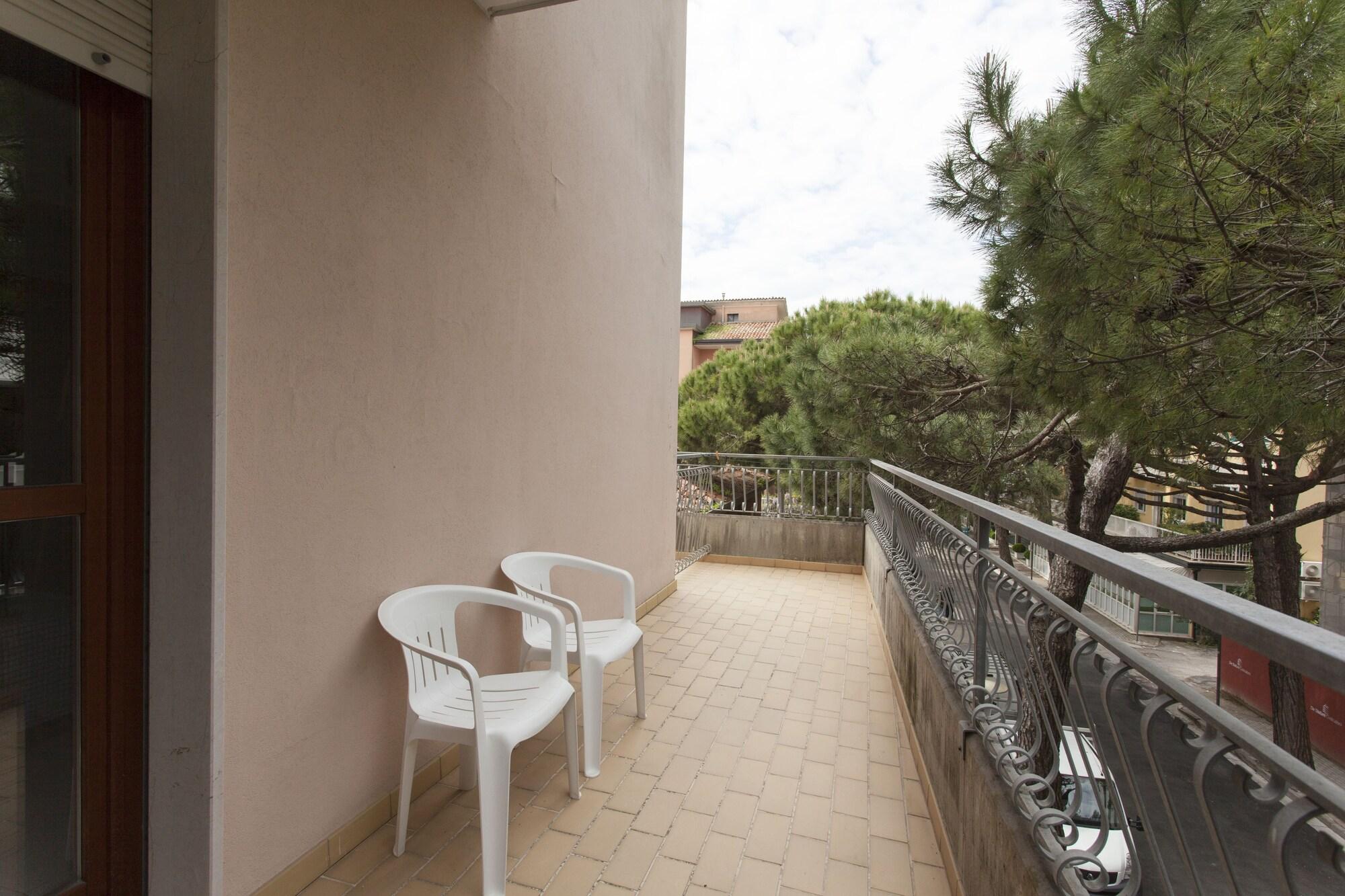 HOTEL VILLA EUGENIA 49/55