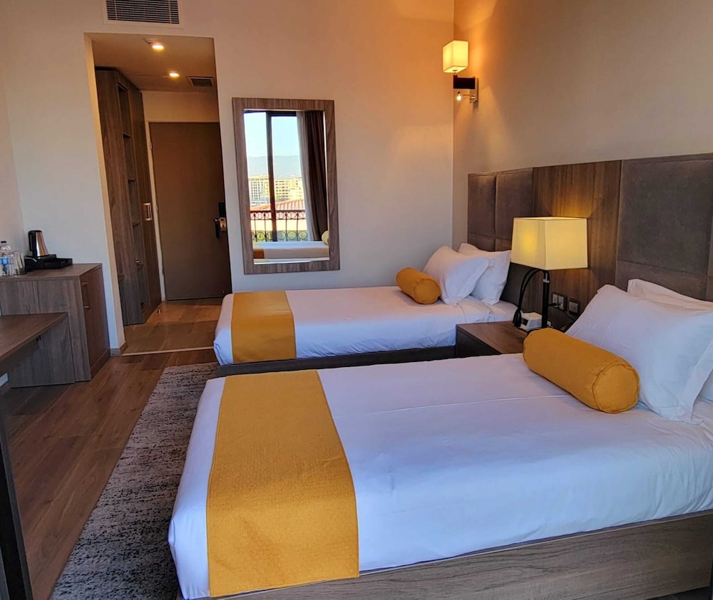 TH BonRoyal Hotel 20/56