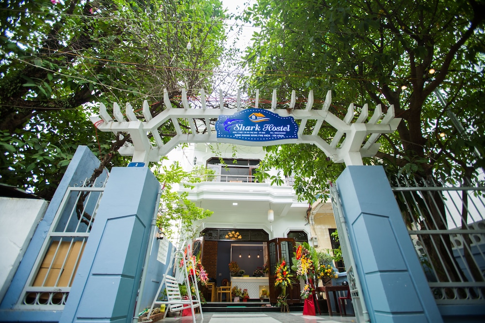 Shark Hotel - Hostel photo4