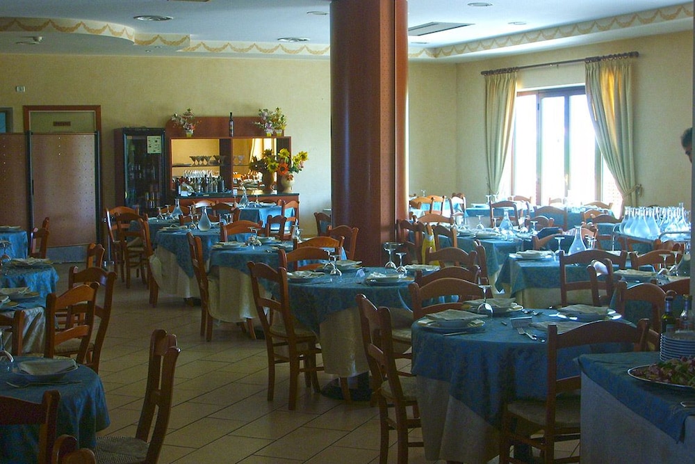 Hotel Felix 56/72