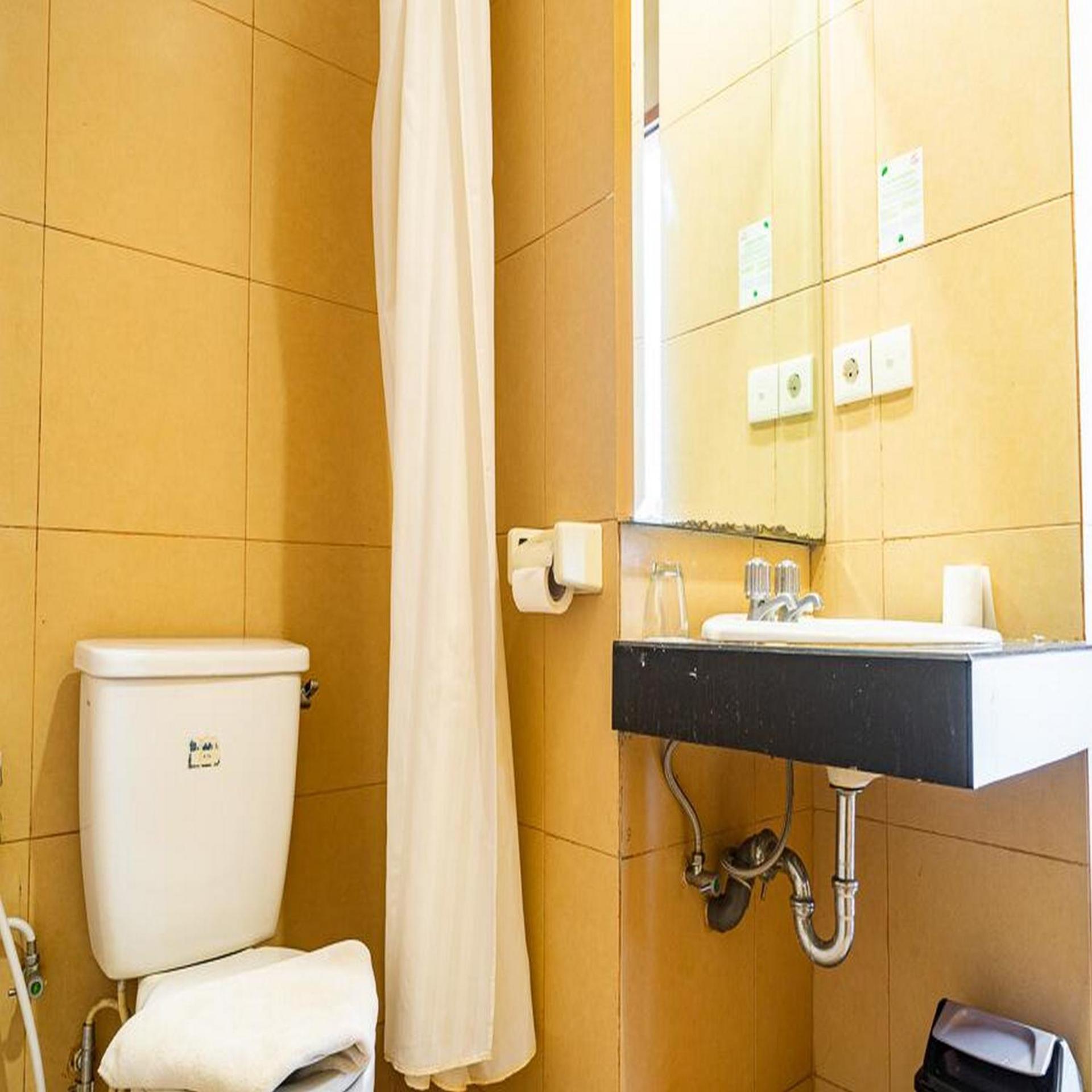 GRIYADI BLUE PACIFIC HOTEL(KT) 35/36