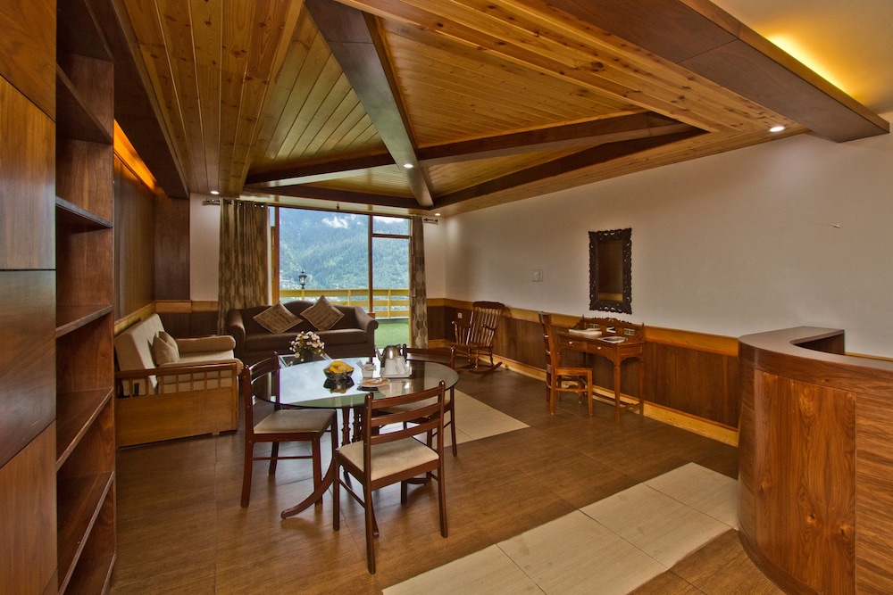 Vivaan The Sunrise Resort 19/36