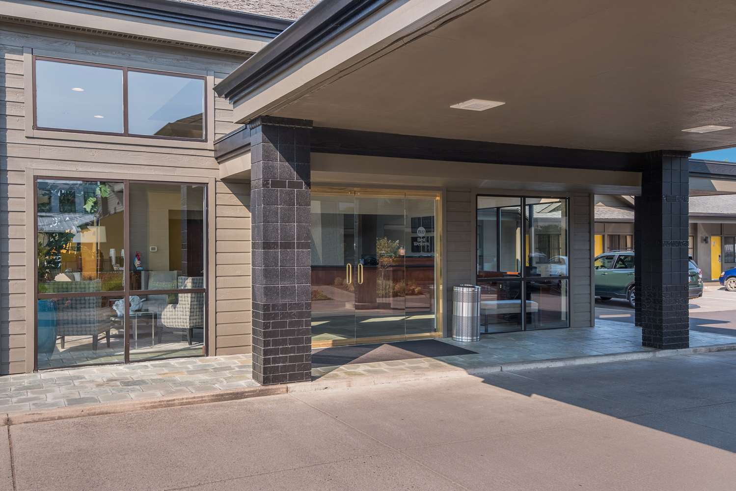 Best Western New Oregon 3/26