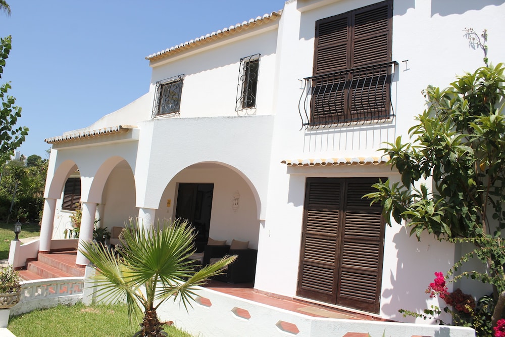 Hotel Alcaide 3/75